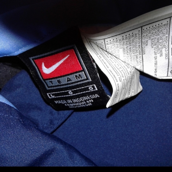 Vintage Nike Team Jordan NCAA UNC North Carolina Tar Heels reversible Jacket L - Picture 3 of 8